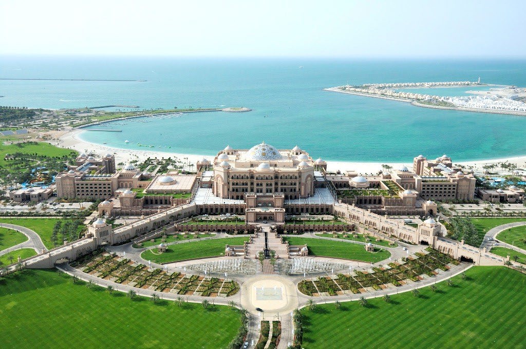Emirates Palace Hotel